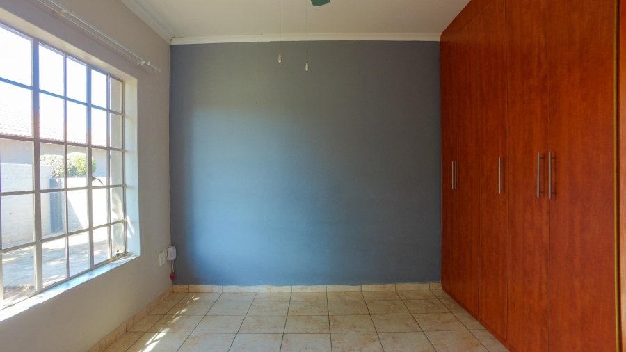 3 Bedroom Property for Sale in Hexrivier Lifestyle Estate North West